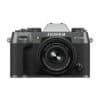 Fujifilm X-T50 Kamera in Anthrazitgrau mit 15-45mm Objektiv.