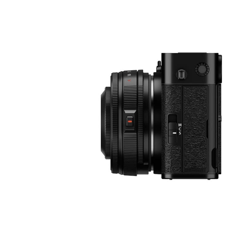 Fujifilm X-E5 Kamera mit XF23mm F2.8 Objektiv in Schwarz.